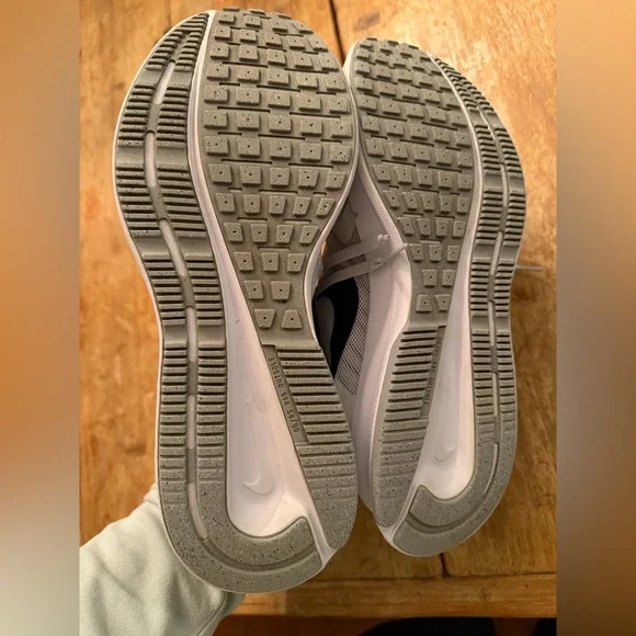 Nike Men's Run Swift 3 
Men’s size 11.5 - Picture 3 of 5